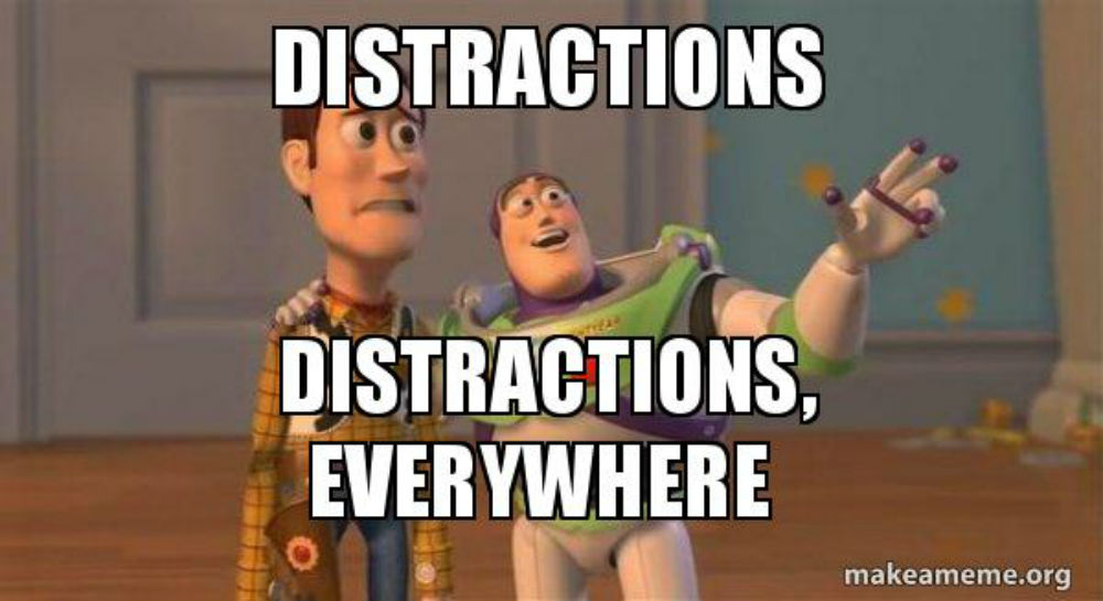 distractions-distractions-everywhere-6ikcnx