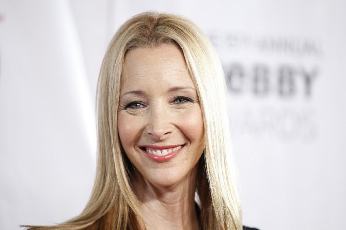 Actress Lisa Kudrow arrives at the 15th annual Webby Awards in New York June 13, 2011. REUTERS/Lucas Jackson (UNITED STATES - Tags: ENTERTAINMENT) - RTR2NN5J