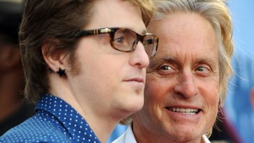 michael-douglas-cameron-douglas