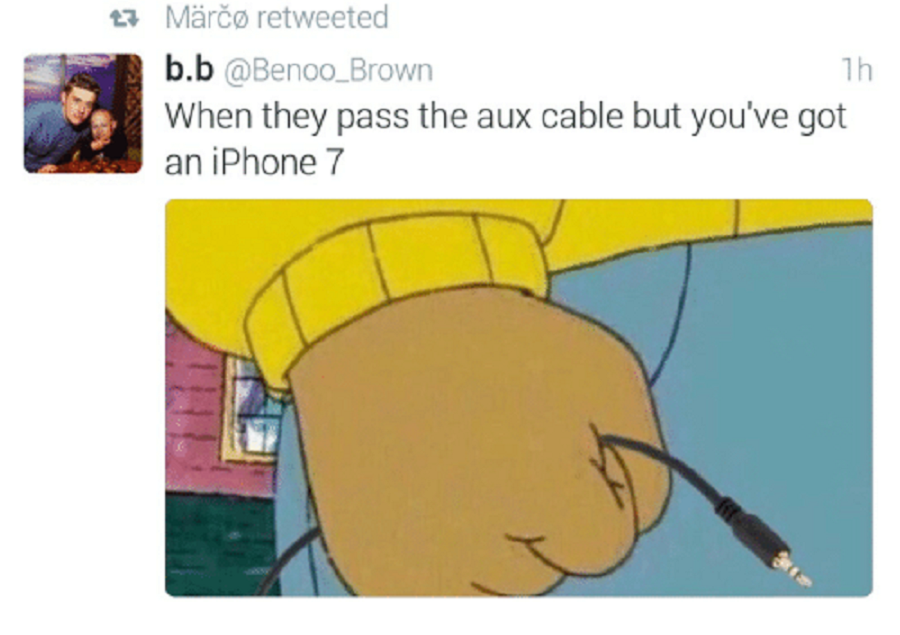 iphone 7 meme