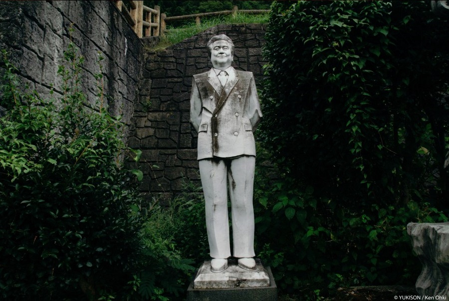 statues park