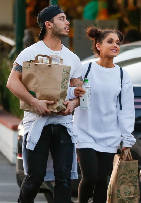ariana grande and ricky alvarez