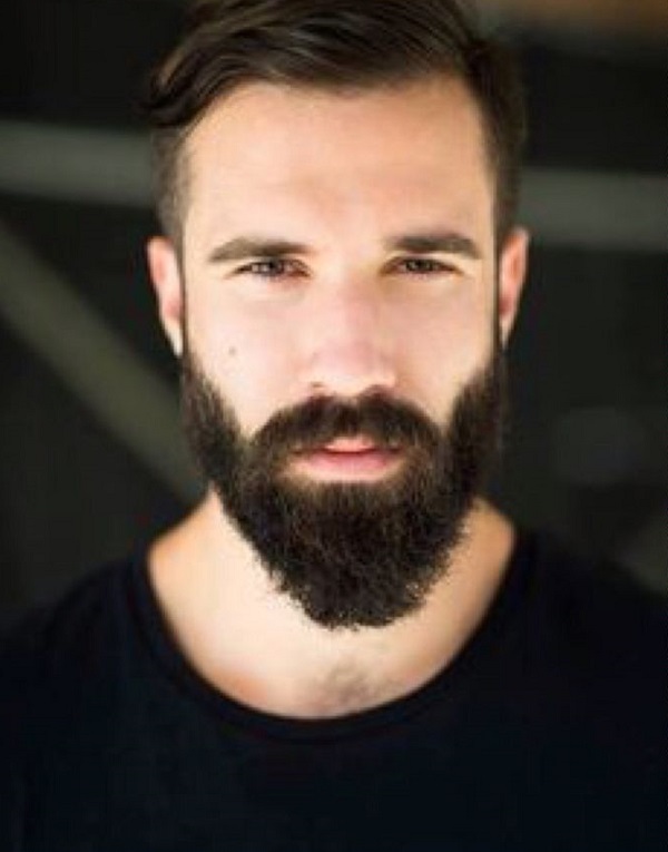 ducktail beard