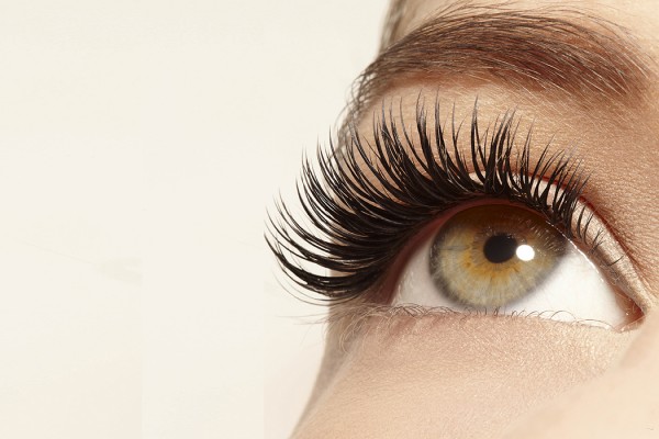 thick lashes