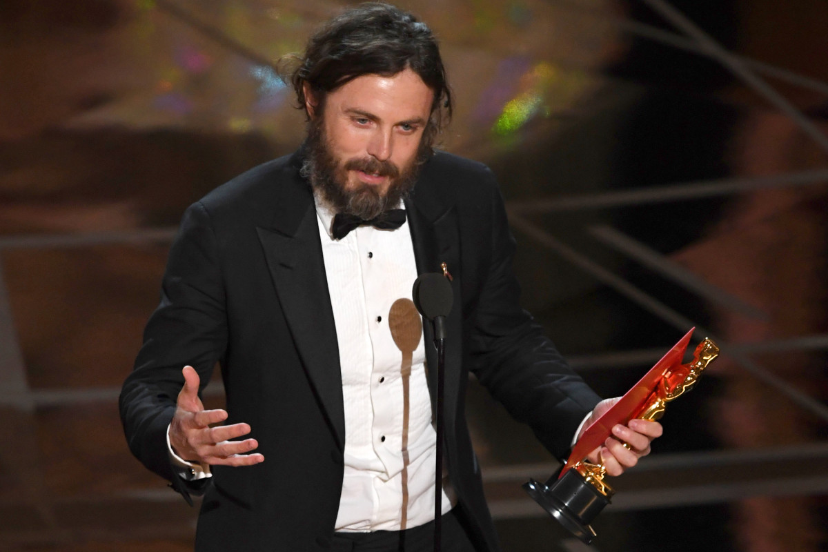 Casey Affleck giving his speech at 2017 Oscars.