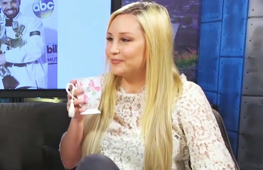 Amanda Bynes in interview to speak out about Drake Tweets