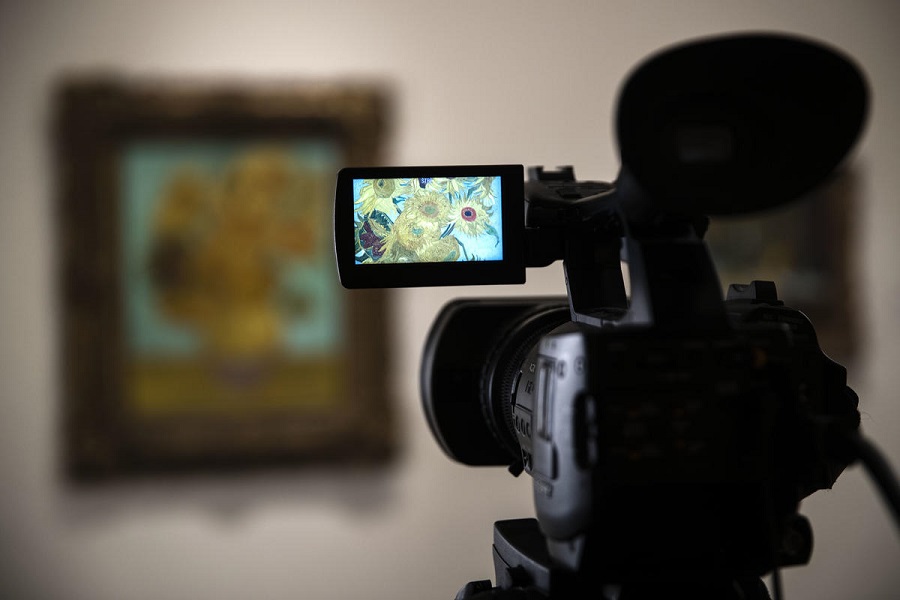 van gogh sunflowers