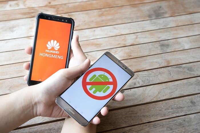Google Warns Huawei Users Never To Sideload Google Products