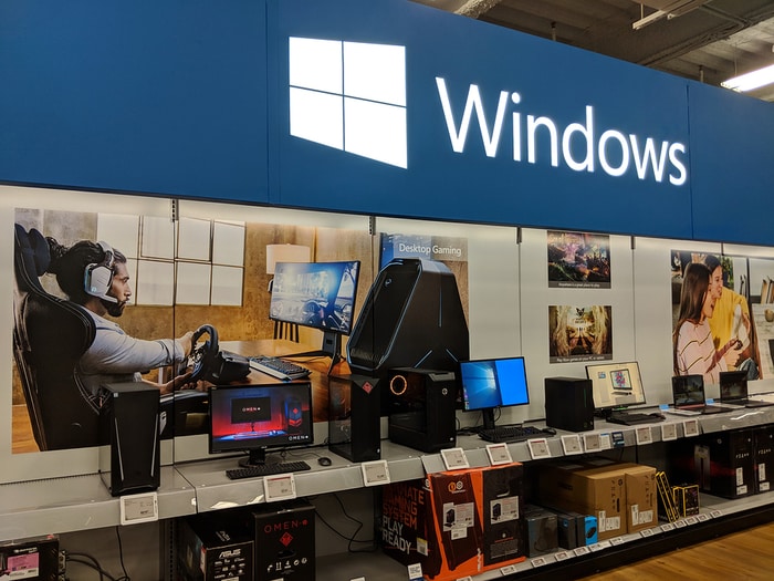 Windows 10X OS Installed On MacBook and Surface Go Way Ahead of Its Official Launch