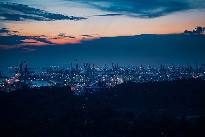 Samsung and LG Shut Down Factories in South Korea over Coronavirus Infections