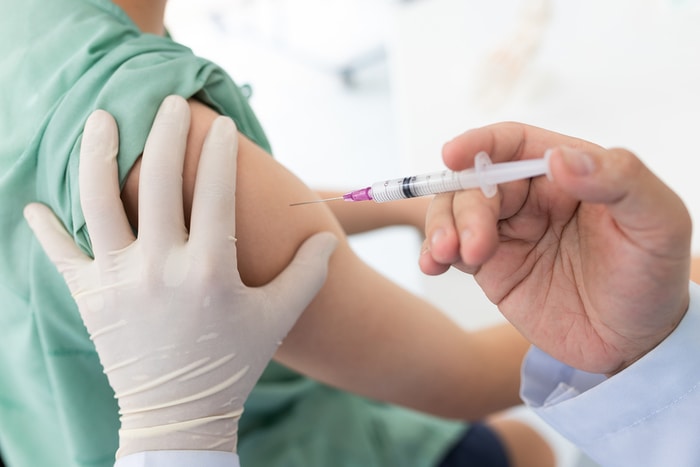 Researchers Hypothesize That Polio Vaccine Could Provide Temporary Immunity Against COVID-19