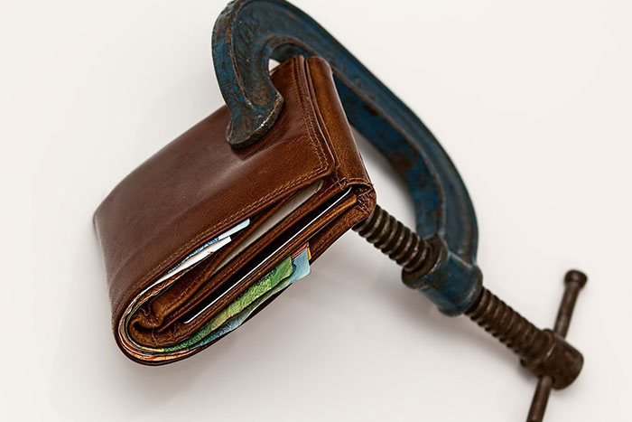 In a Temporary Financial Crisis? Here's What You Can Do