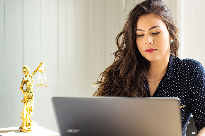 When It's Time To Call a Personal Injury Lawyer