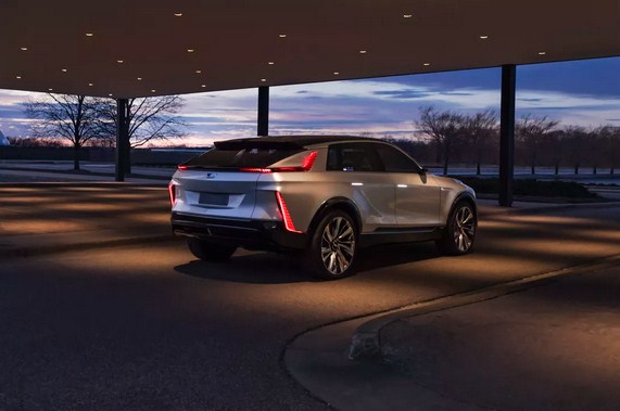 150 US Cadillac Dealers Refuse to Make Improvements for EV Sales, Opt for Buyouts