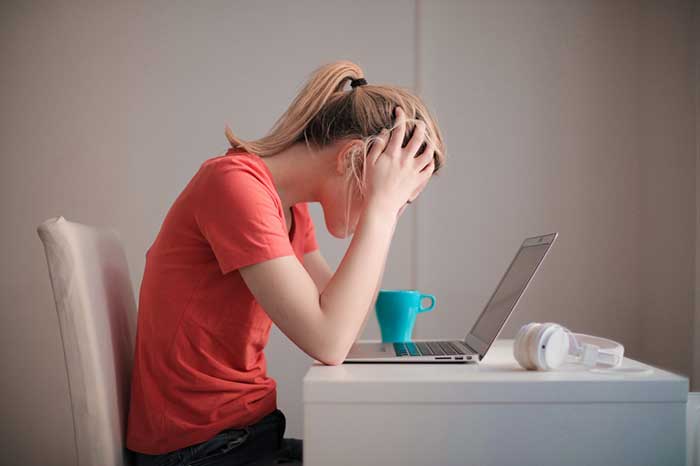 How To Easily Calm Your Anxiety