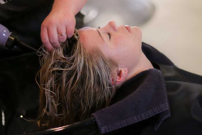 6 Benefits of Using Shampoo Bars